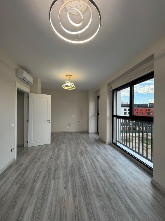 Jepet me Qira Apartament 1+1 në Bulevardin e Ri