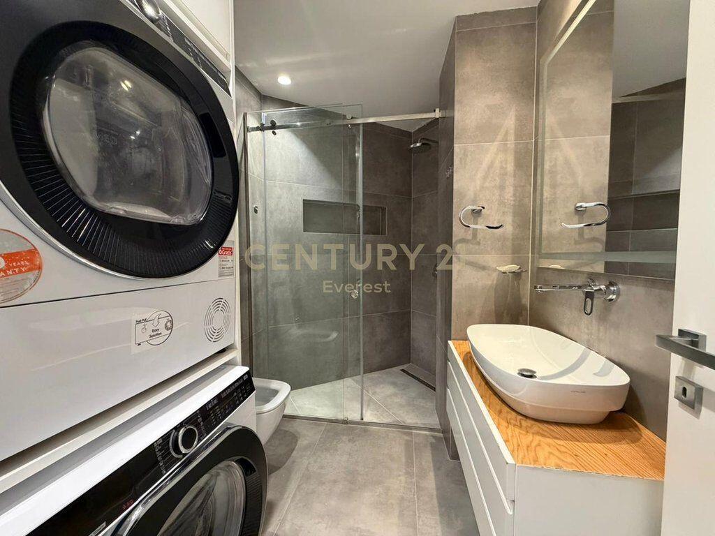 REZIDENCA KODRA E DIELLIT 1 – APARTAMENT 3+1 ME GARDEROBË, QIRA