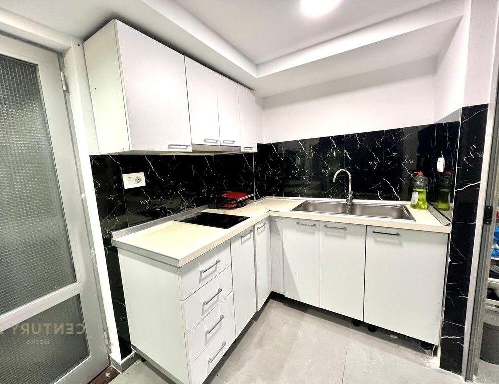 Liqeni i Thate, studio apartment for sale.