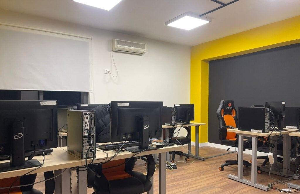 APARTAMENT ME QIRA TEK 'LIBRI UNIVERSITAR"