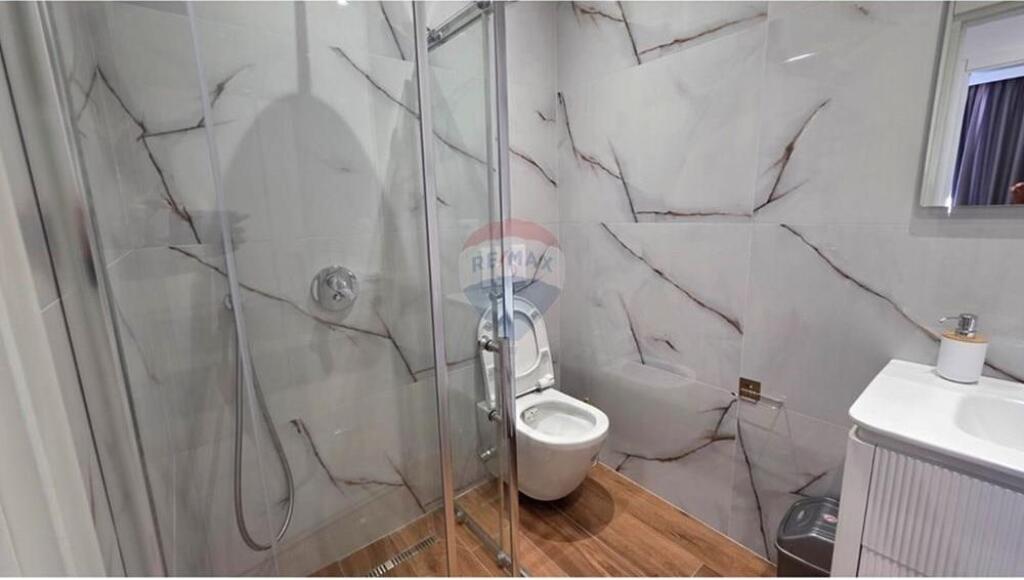 Apartament - Për Qira - Rruga Mine Peza, Tiranë