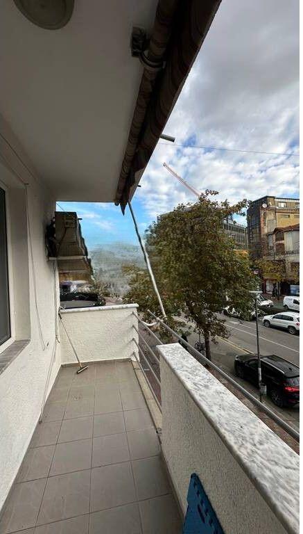 For rent 2+1 in Oslo at 21 Dhjetori. 700 € /Month