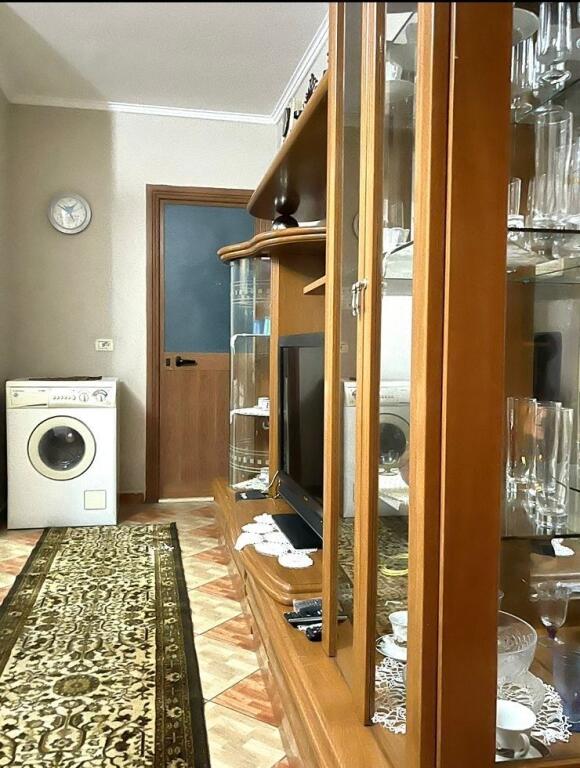 Jepet Me Qera Apartament 1+1