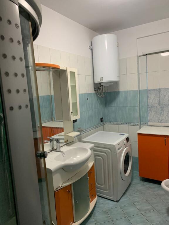Apartament 1+1, Don Bosko!