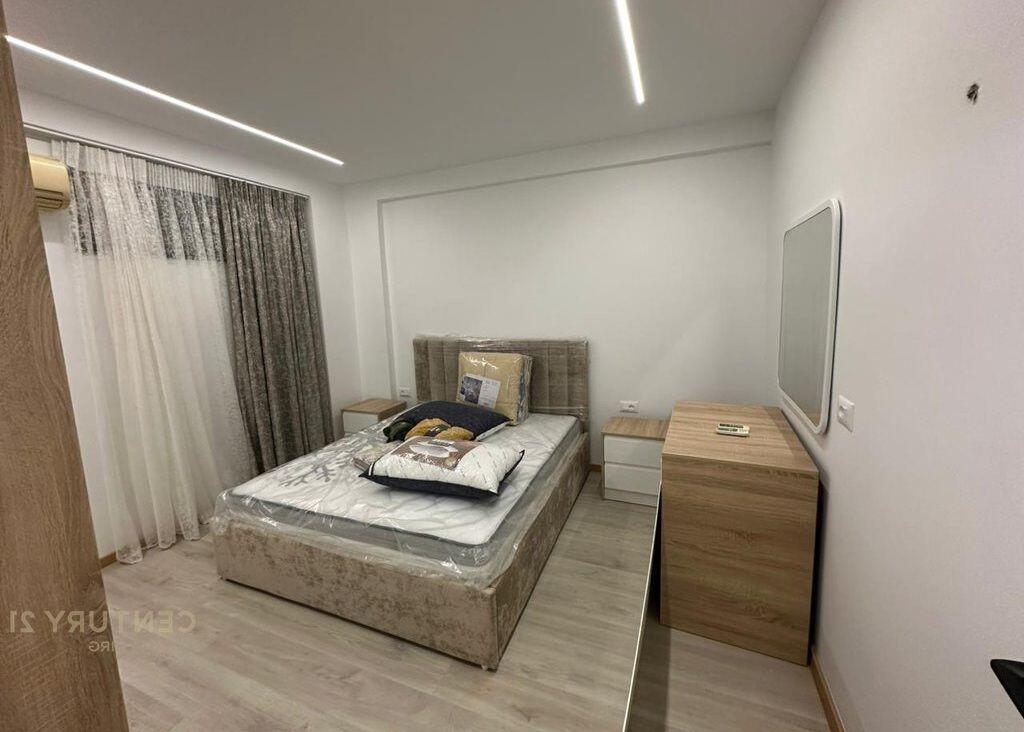 Jepet me qira apartament 1+1 prane Rrethrrotullimit te Zogut te Zi