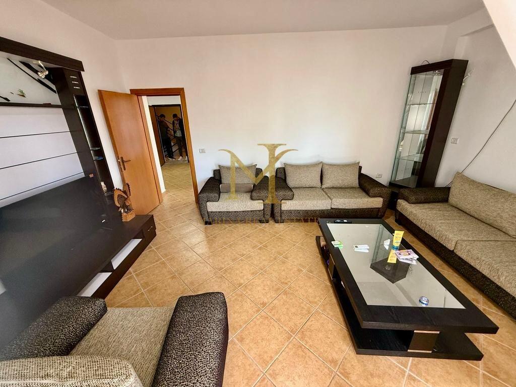 SHITET APARTAMENT 1+1 NE ILIRIA , PERBALLE ME KOMPLEKSIN FLORIDA !!
