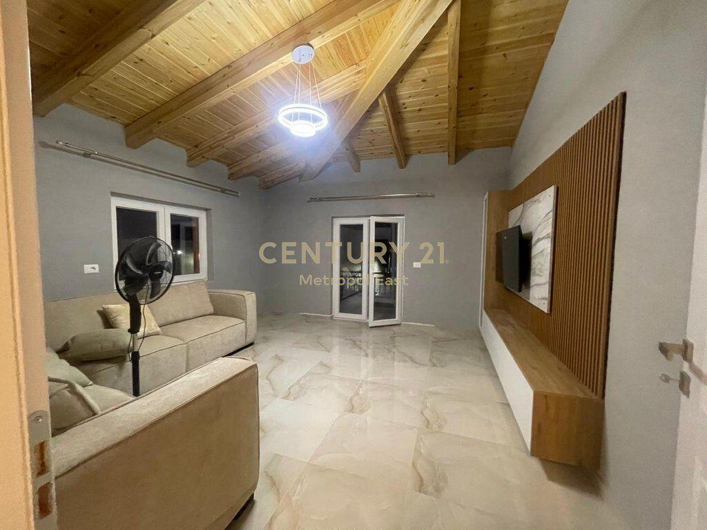 Jepet kat vile me qira në Farkë – komfort, hapësirë dhe akses perfekt