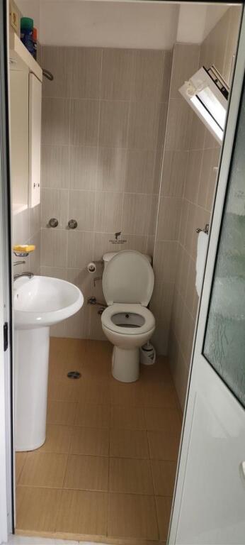 APARTAMENT ME QERA 3+1+2 XHAMIA E TABAKEVE 80.000 LEKE