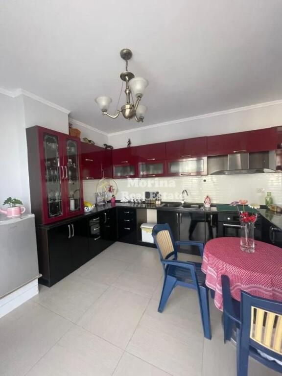 Qera, Apartament 2+1+2 blk+depo, Yzberisht, 500 euro/muaj.