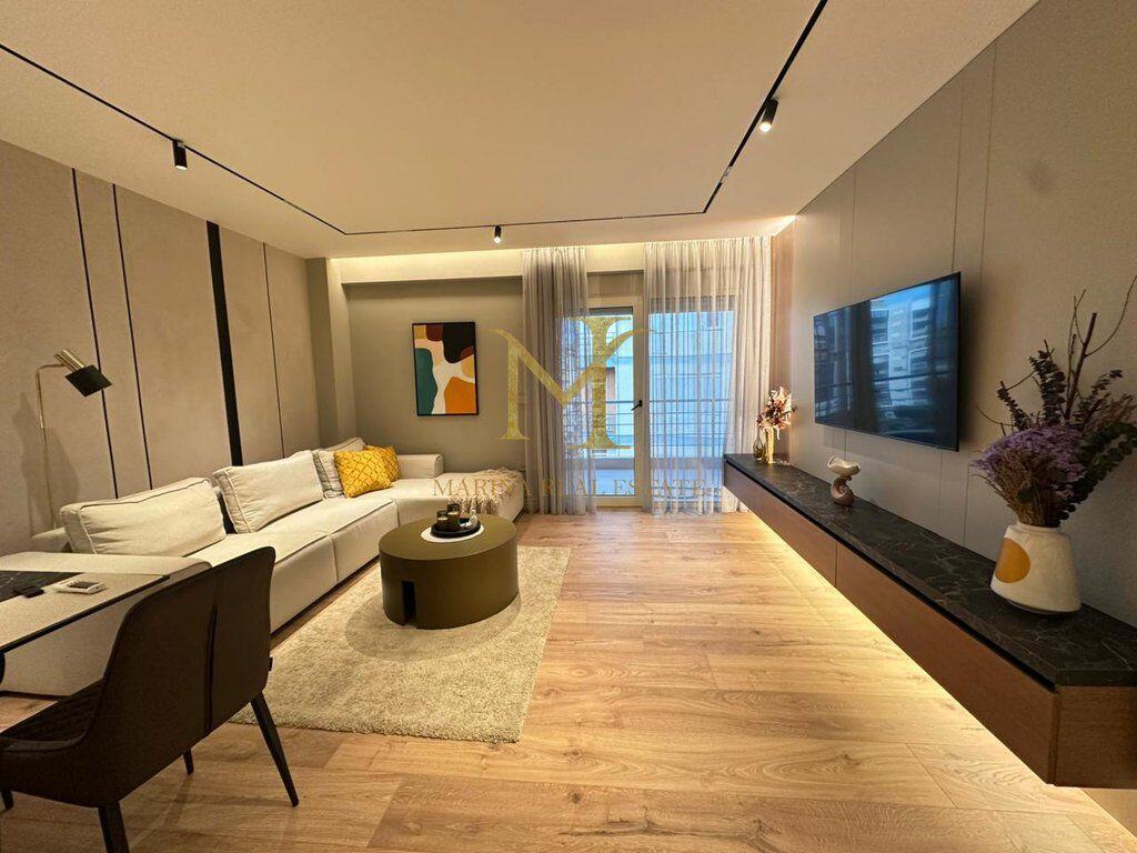 JEPET ME QERA APARTAMENT NE PLAZH PRANE DETIT!