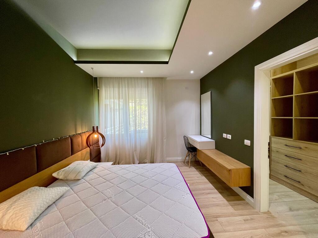 SHITET apartament 2+1 Rezidenca “Kodra e Diellit” afër Kopshtit "British"