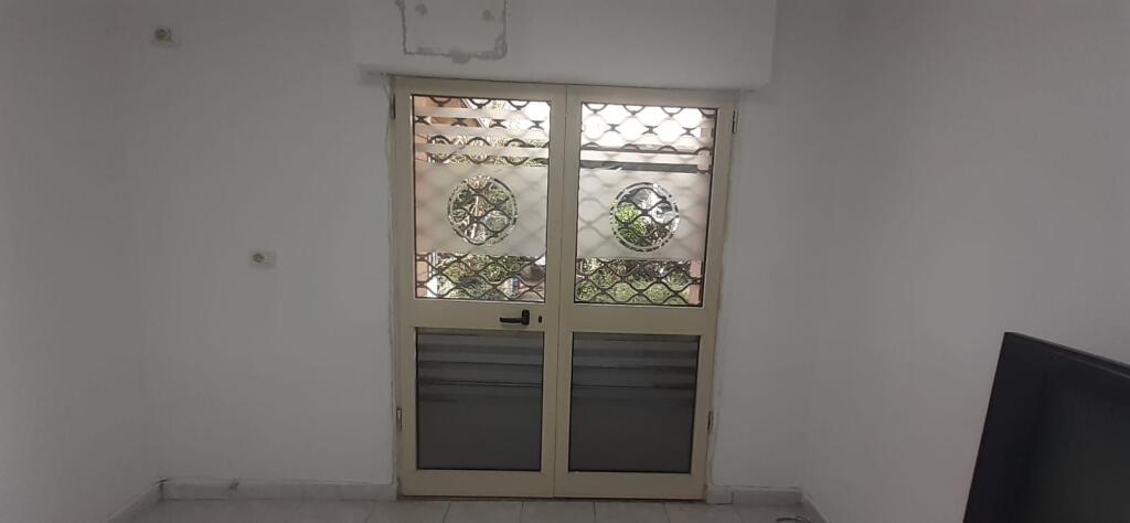 Locale commerciale in affitto in Rruga Myslym Shyri 590€ (Trattabile)!
