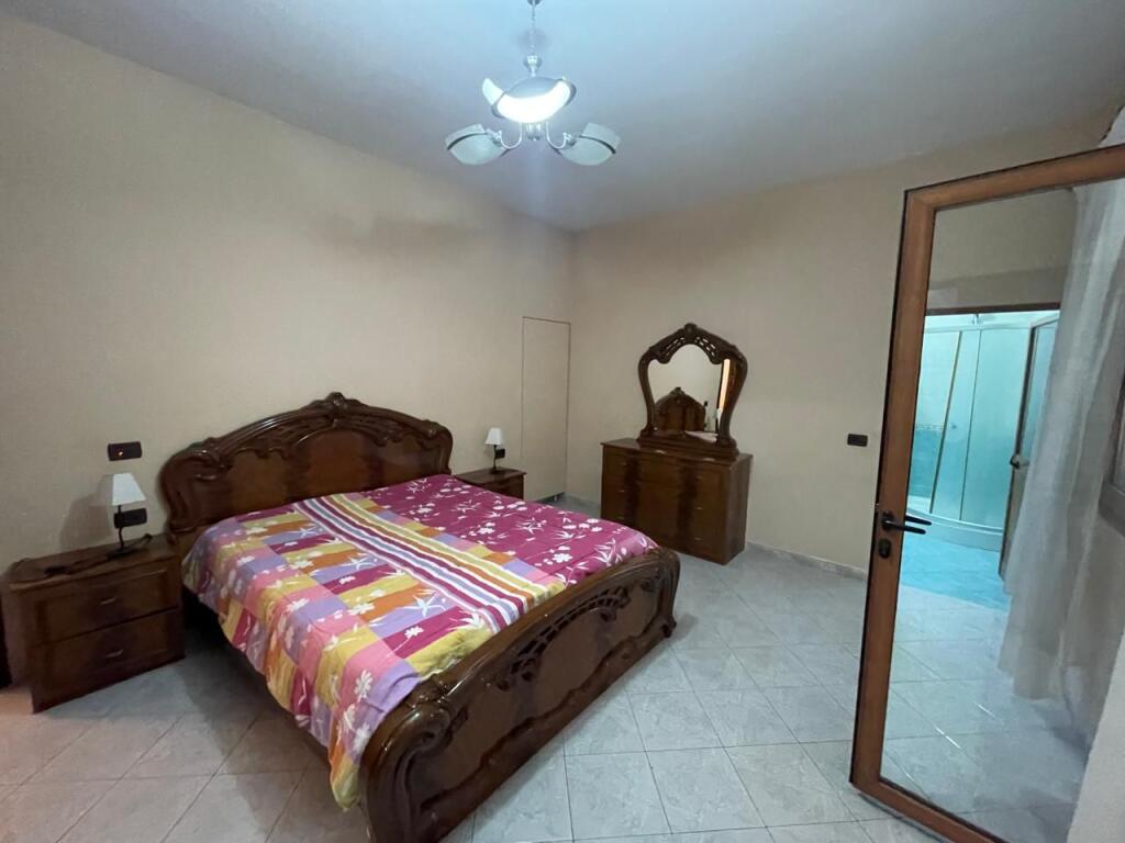 Apartament 2+1 me Qira tek Rrethi Shkozes