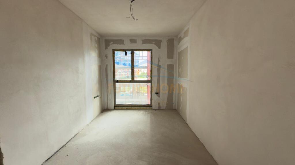 2+1+2 ne shitje te Park Avenue