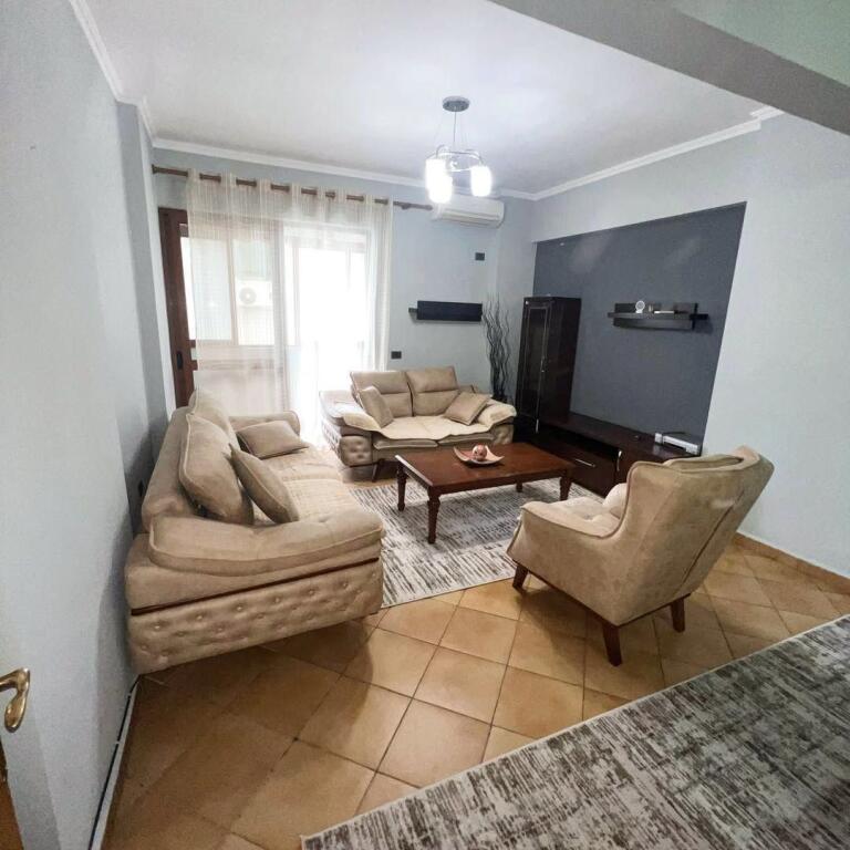 𝐐𝐈𝐑𝐀 3+1 𝐊𝐎𝐌𝐔𝐍𝐀 𝐄 𝐏𝐀𝐑𝐈𝐒𝐈𝐓