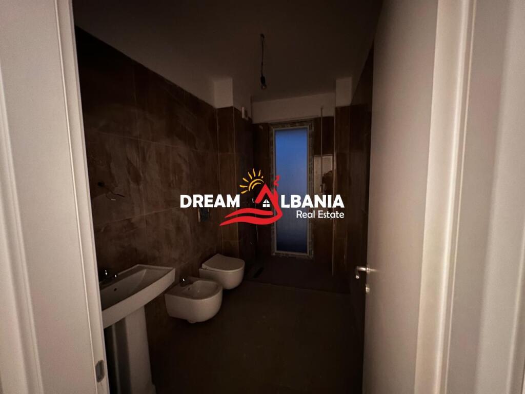 Ambient Zyre ( Ap 2+1 ) qera tek Pazari I ri ID(42611393).