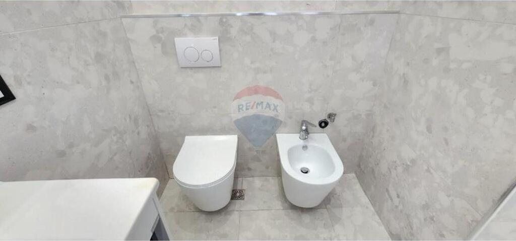 Apartament 3+1+2+2Poste Pakimi - Për Qira - Kompleksi Delijorgji