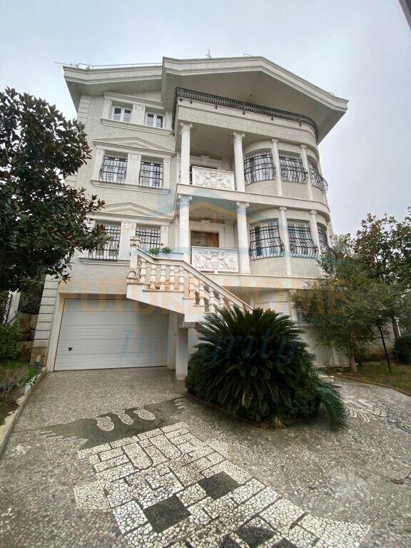 Shitet, Vilë, Kodra e Priftit, Tiranë