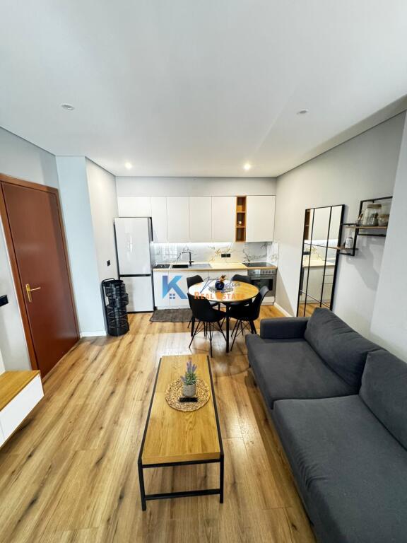 2+1 apartment for rent on Kavajes Street, opposite Delijorgjit