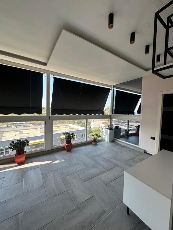 Apartament 2+1 me qira ne Shkoze,Kompleksi Tom Doshi