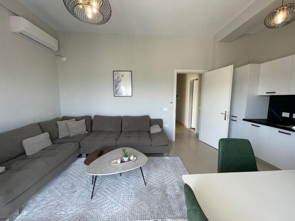 Apartament 2+1, Liqeni Artificial!