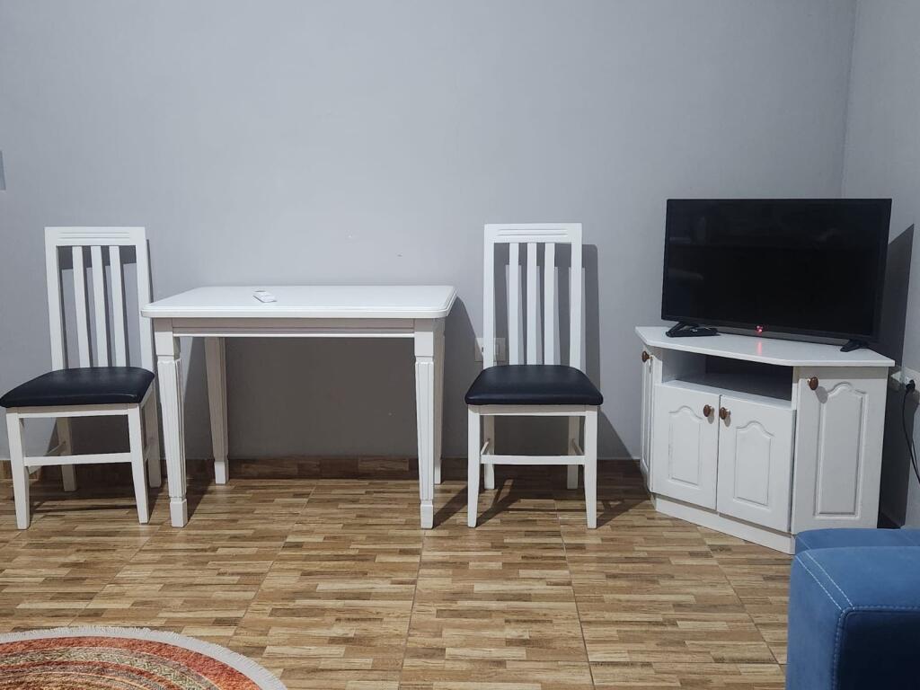 Appartamento (casa privata) 1+1, Mercato Elettrico!