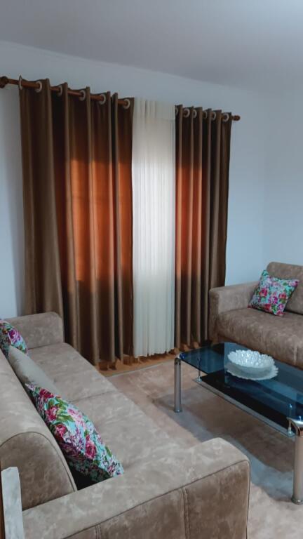 3 STOREY VILLA FOR SALE IN BERAT 450,000 EURO