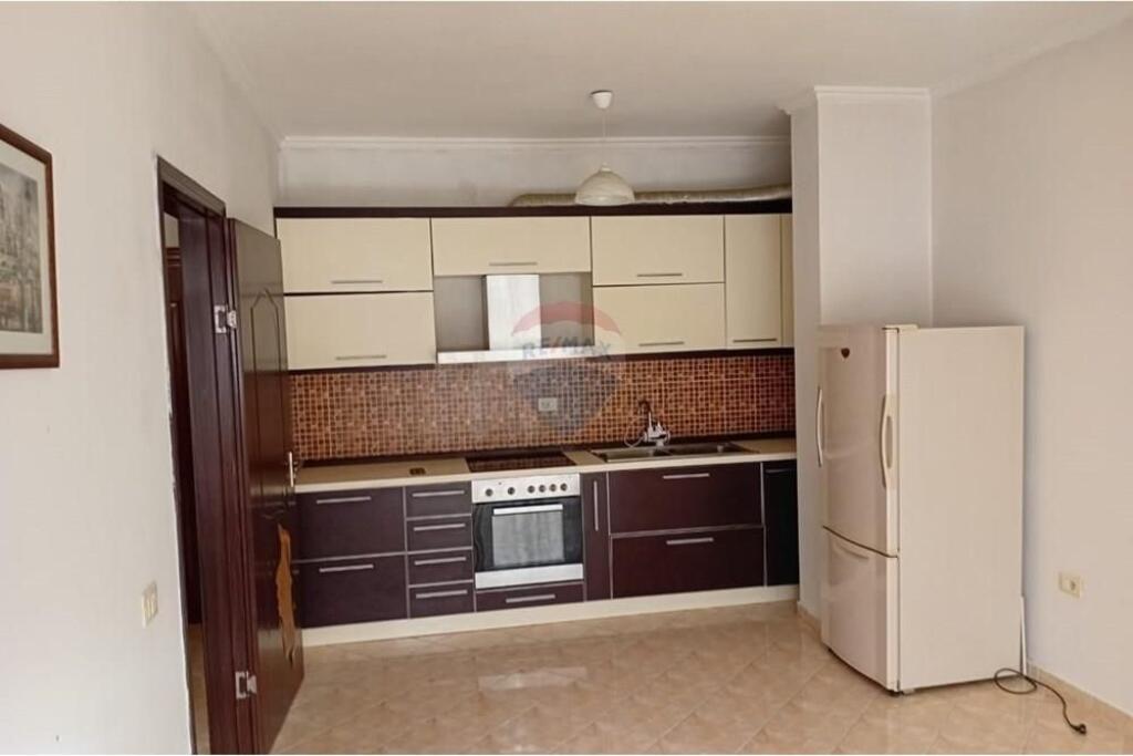 Appartamento 1+1 in affitto ad Astir