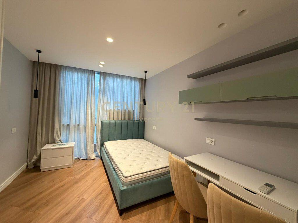 REZIDENCA KODRA DIELLIT 1, APARTAMENT 3+1 ME GARDEROBE PER QIRA 1,200 € /Muaj Sip. Totale  126m2