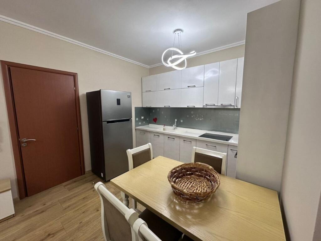 Apartament 1+1 + Parking në Yzberish!