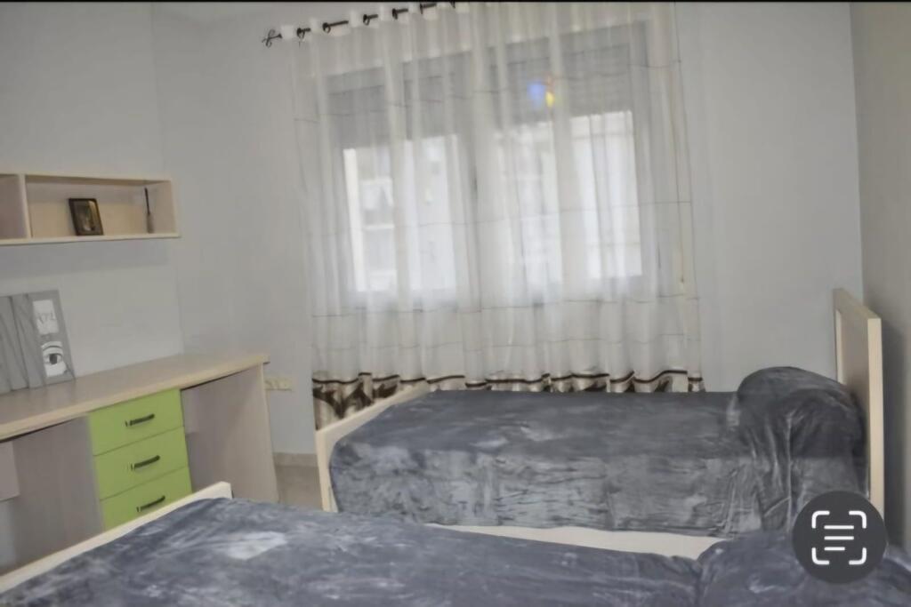 Jepet me qera Apartament 1+1       ID   13900