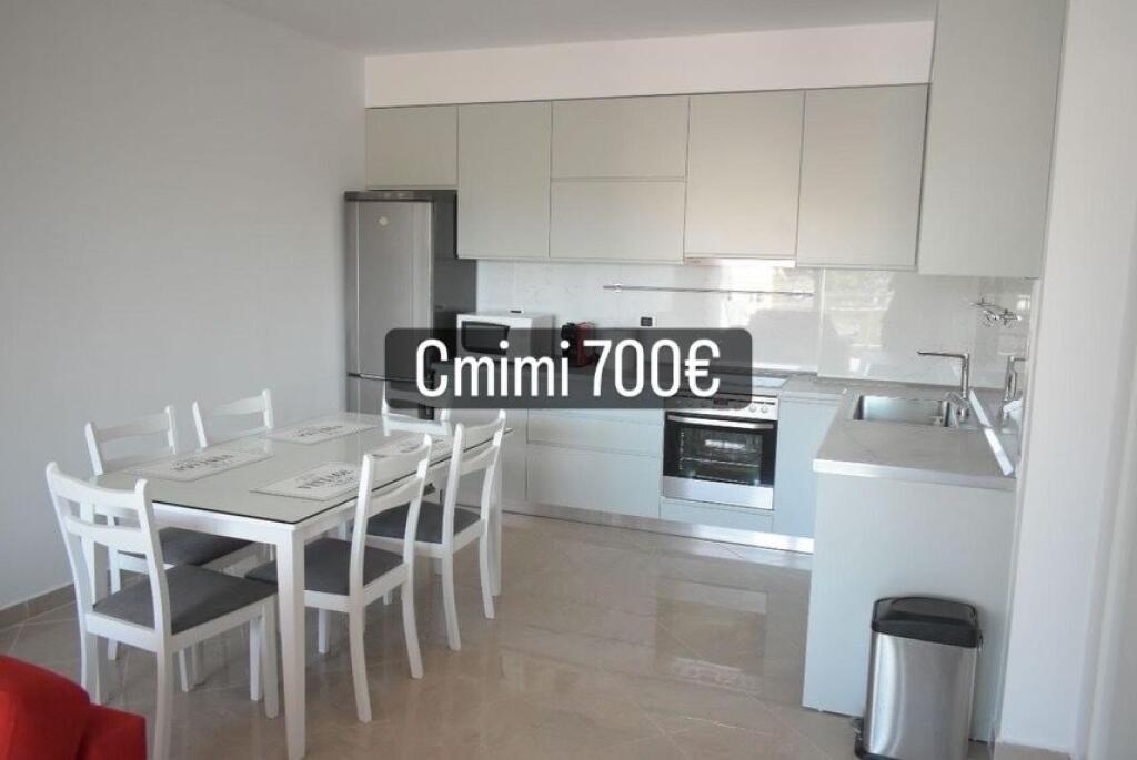 Apartament 1+1 ne bllok me qera 700€