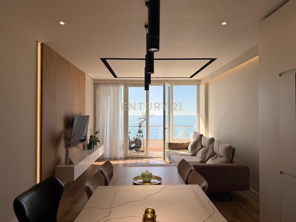 Shitet Super Apartament 2+1 me Pamje Deti ne Vollga, Durrës !