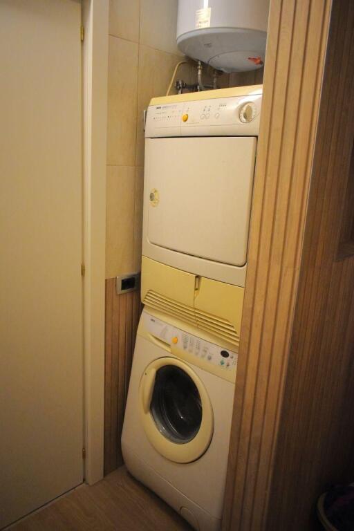 Apartament 1+1 ne bllok me qera 700€