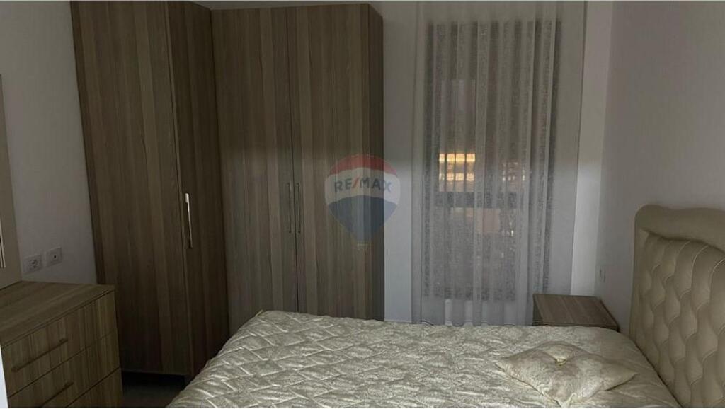 Apartament me qera 2+1+2 te Dritan Hoxha