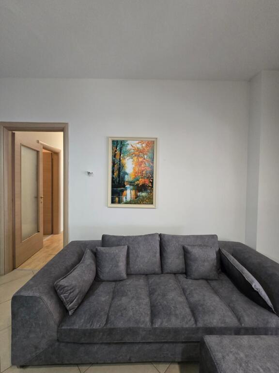 APARTAMENT 2+1 PER QIRA TEK KOPSHTI ZOOLOGJIK