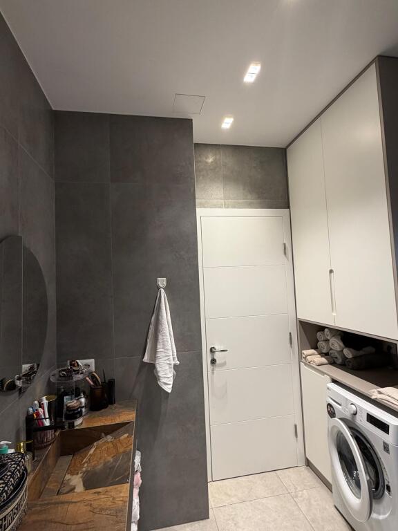 ✨Shitet Apartament 2+1 Luksoz | 📍Emerald Center