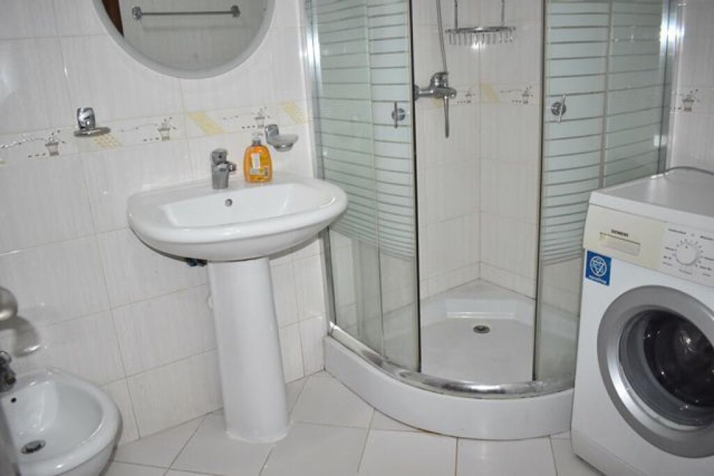 Apartament 2+1 me qera       ID   13887