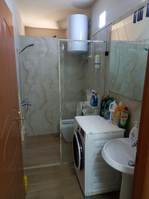 📍 Shitet apartament 2+1+2 – ne Fresk