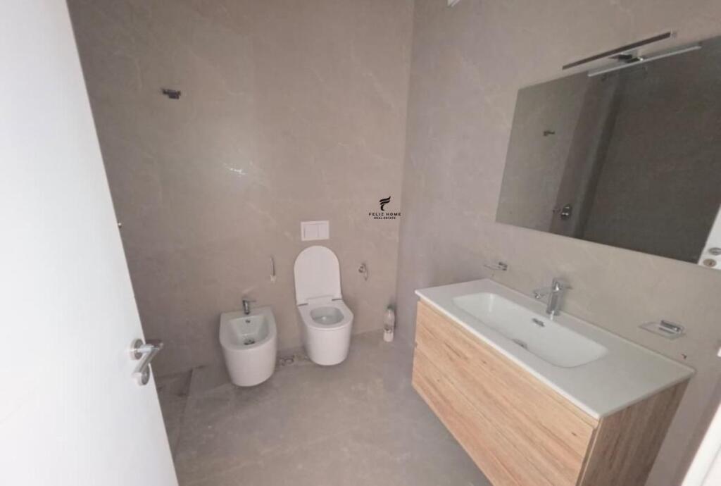 UFFICIO IN AFFITTO 100 M2 COMUNE DI PARIGI 1100 EURO