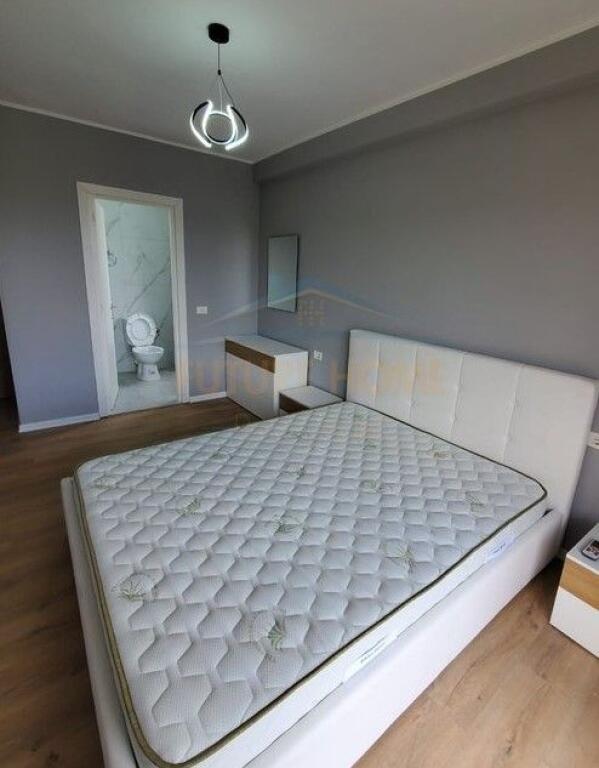 Qera, Apartament 2+1+2+Post Parkimi , Shkozë, Tiranë