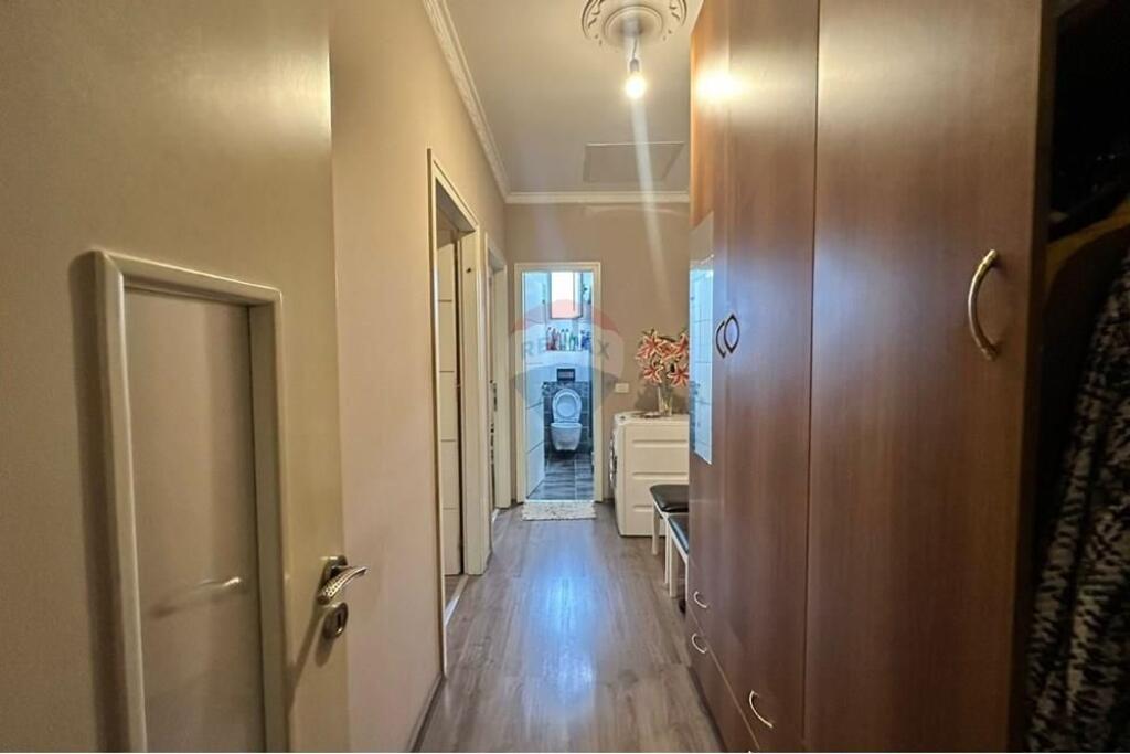 Shitet Apartament 2+1, Fusha e Aviacionit