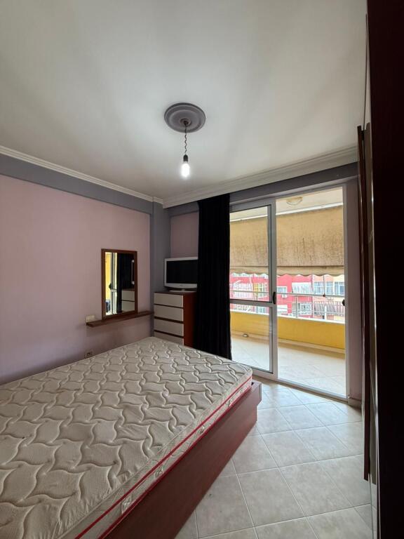 Shitet Apartament 2+1 - Astir , Mundesi blerje me kredi 