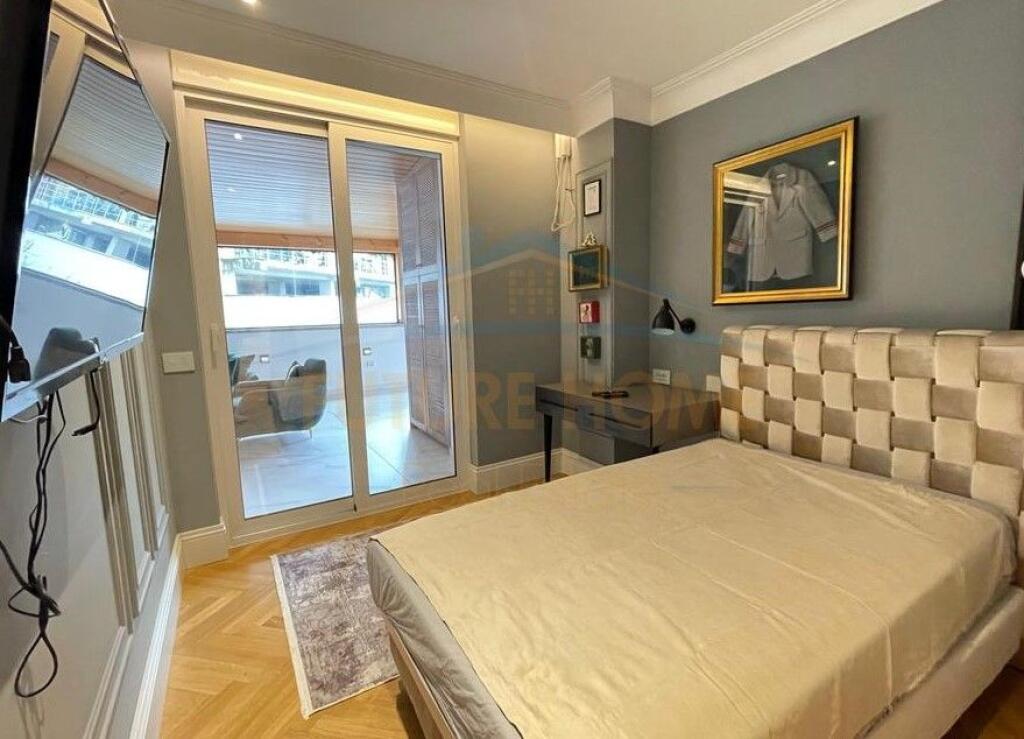 Shitet, Apartament 2+1, Kopshti Botanik, Tirane