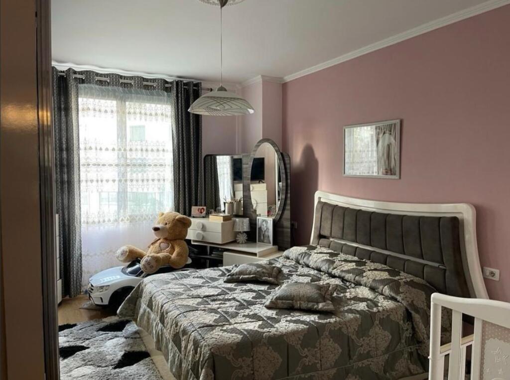 Apartament 2+1 per shitje, Yzberisht, Rruga Besim Alla