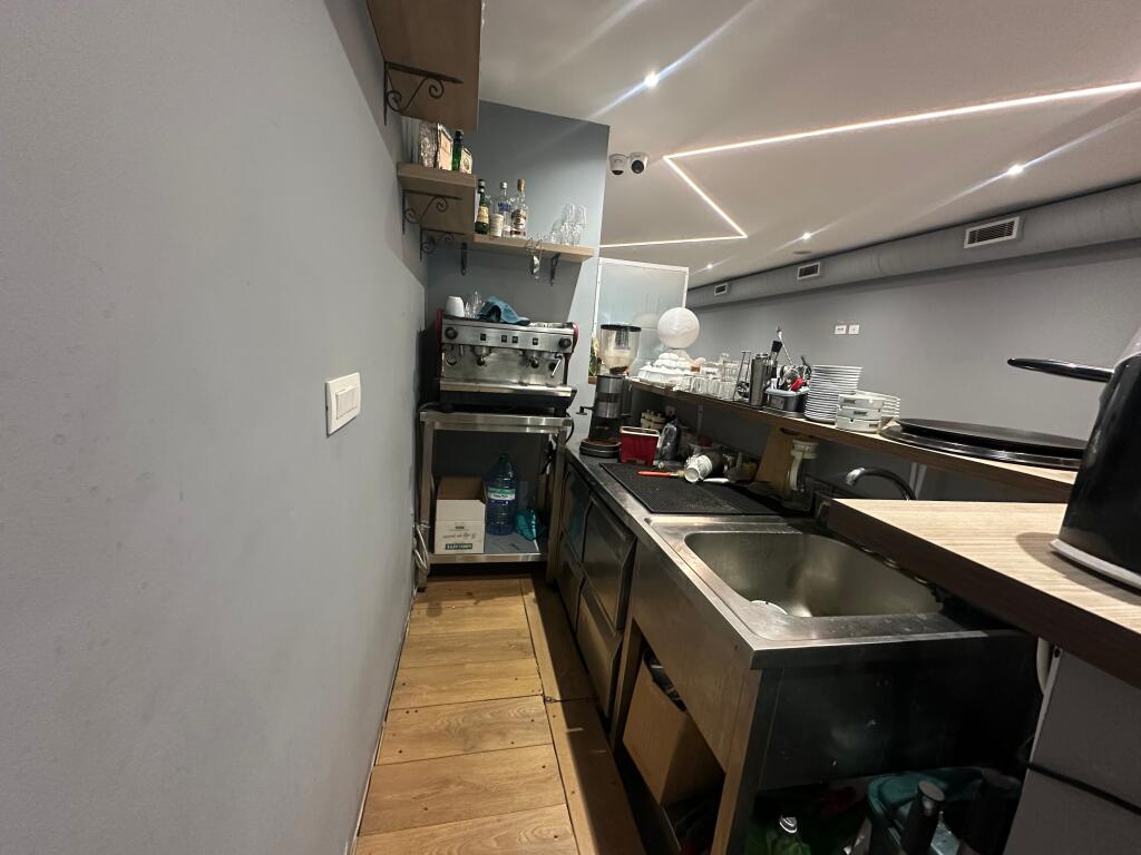 Biznes për Qira  Komuna e Parisit