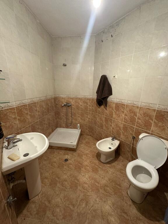 Jpim me qera 3+1     ID   13896      