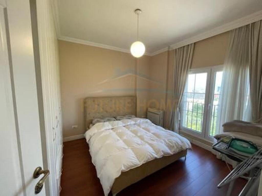 Shitet, Apartament 2+1+Post Parkimi, Liqeni i Thatë, Tiranë.