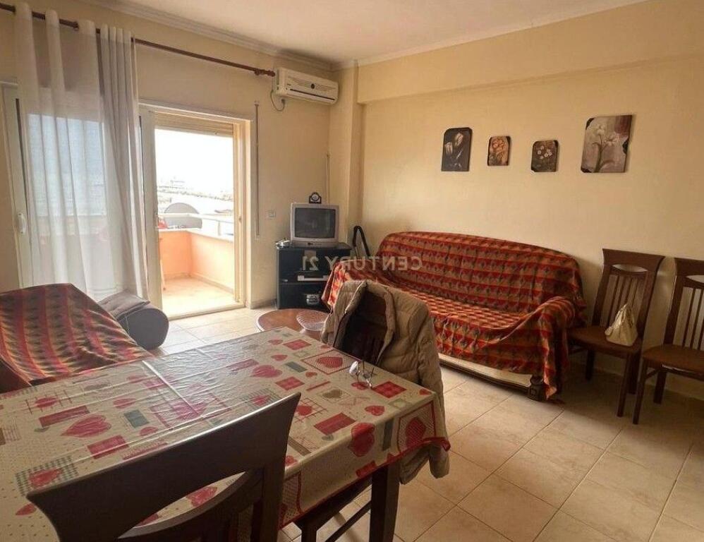 Apartament 1+1 me Qira në Plazh, Durrës.