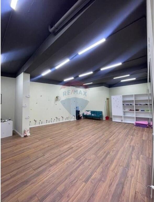 Negozio - In Vendita - Città Studenti, Tirana(ID: 530571006-11)